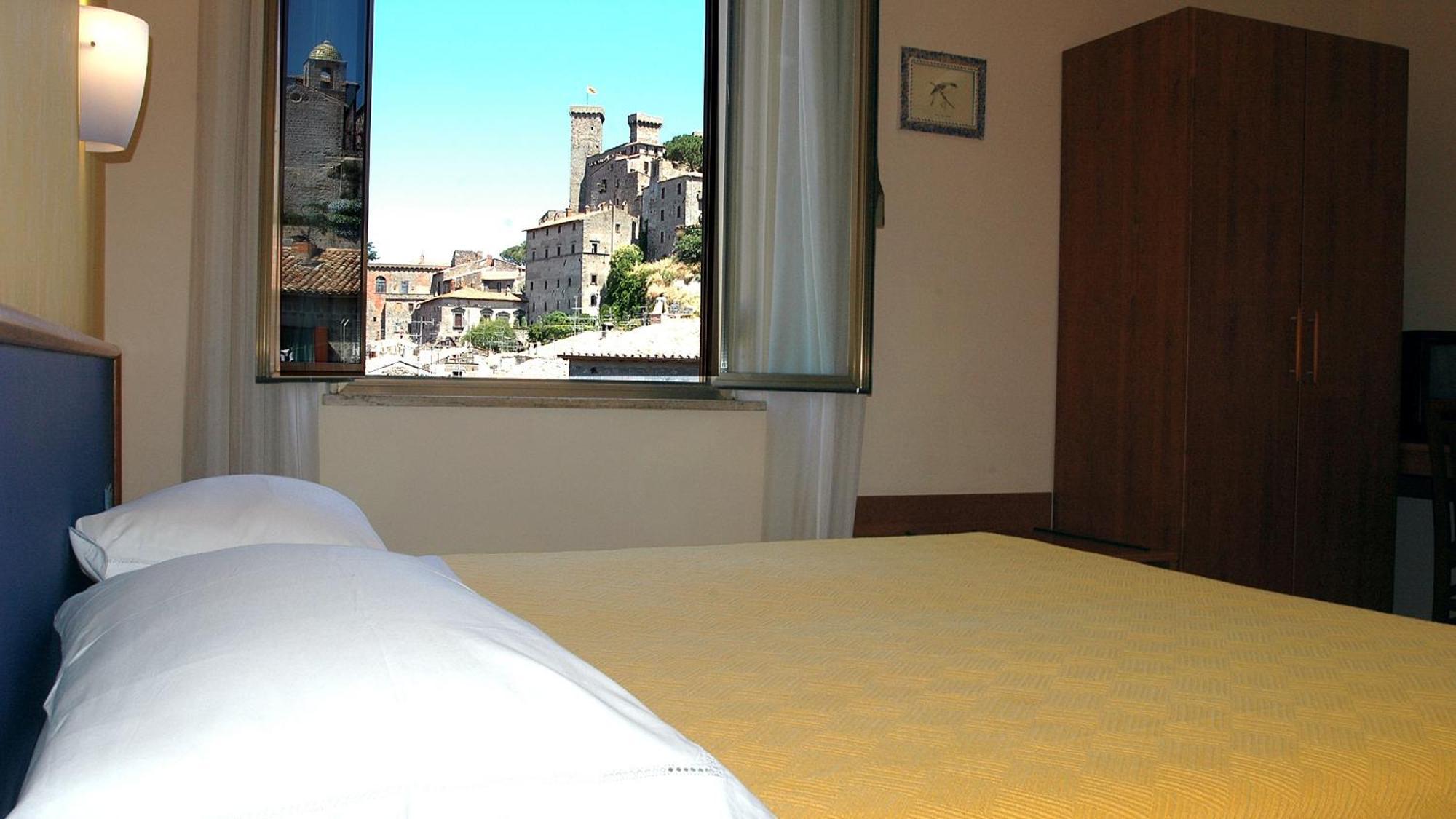 Hotel Nazionale Bolsena Esterno foto